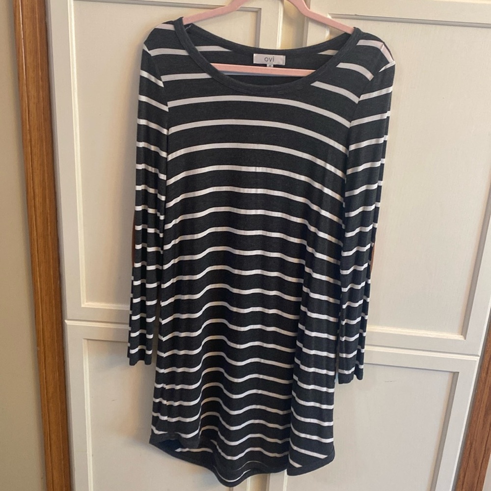 Ovi T-shirt Dress- Size Medium
